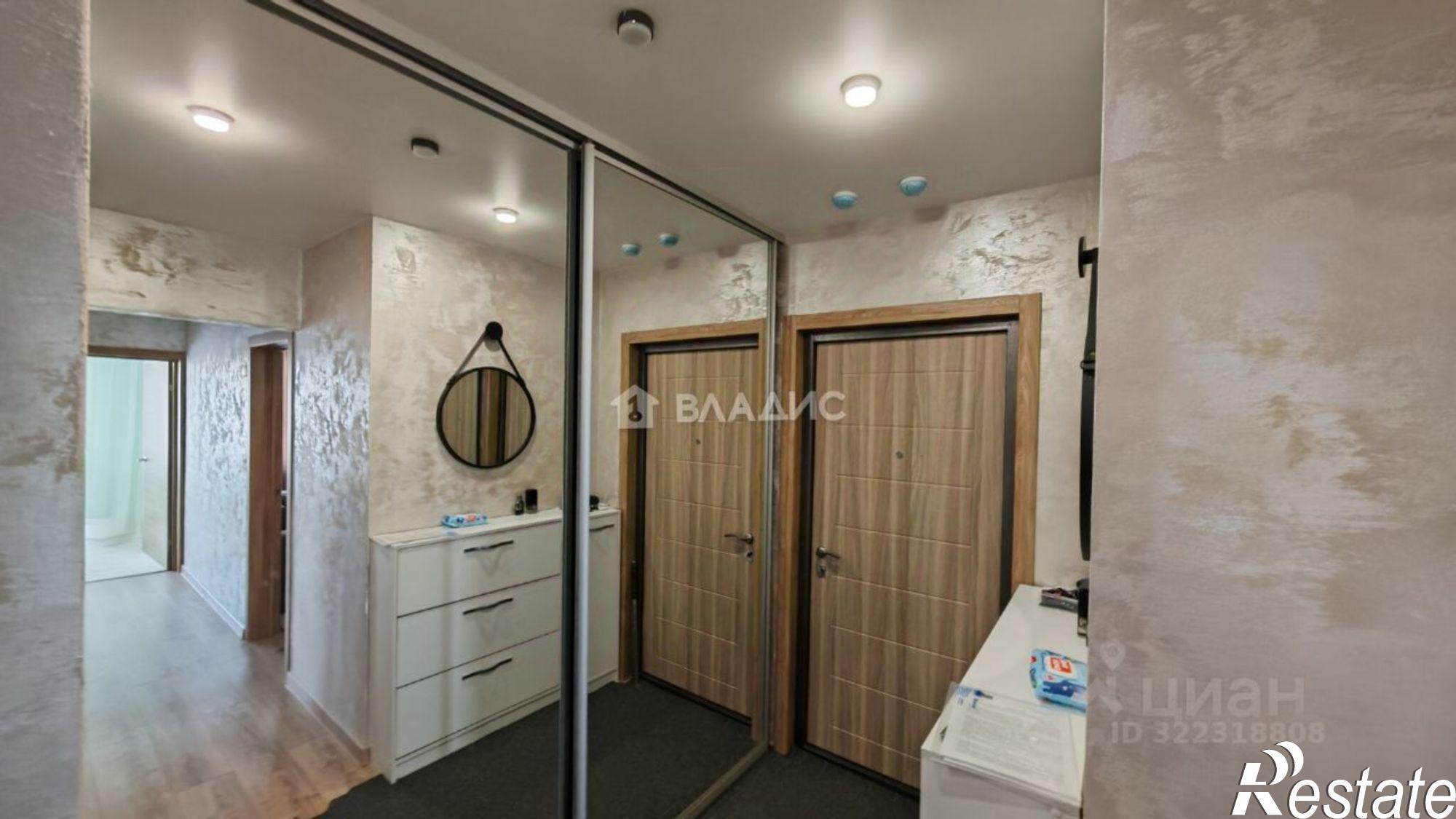 Купить квартиру за 7 800 000 рублей на Острогожская улица, 170/1