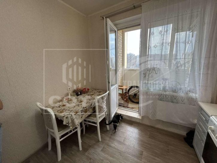 2-комн квартира Коренцова улица, 7