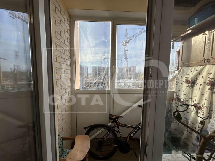 2-комн квартира Коренцова улица, 7