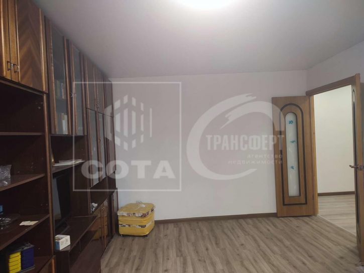 2-комн квартира Артамонова улица, 4а