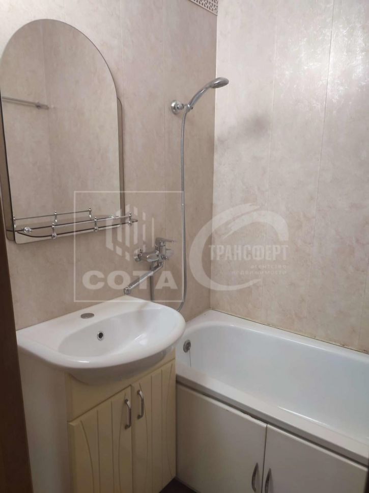 2-комн квартира Артамонова улица, 4а