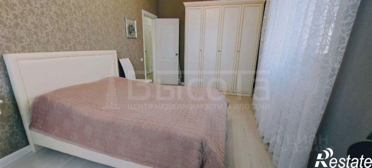 3-комн квартира улица Молодогвардейцев, 15,  д. 15