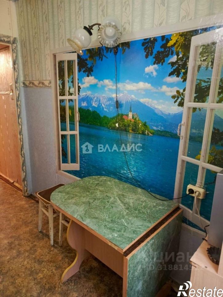 2-комн квартира улица Космонавта Комарова, 5,  д. 5