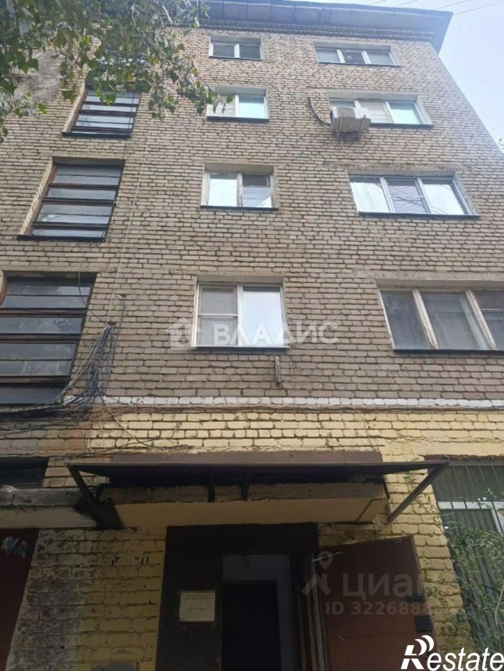 2-комн квартира улица Космонавтов, 10,  д. 10