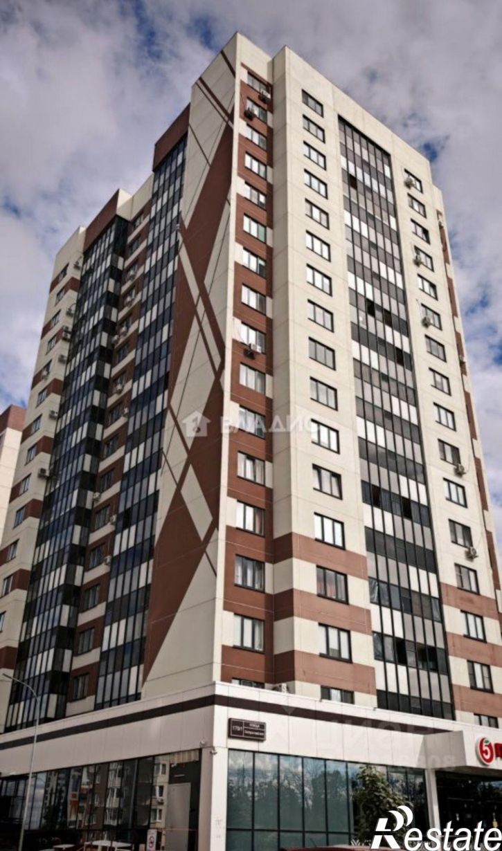 3-комн квартира Острогожская улица, 170/1,  д. 170/1