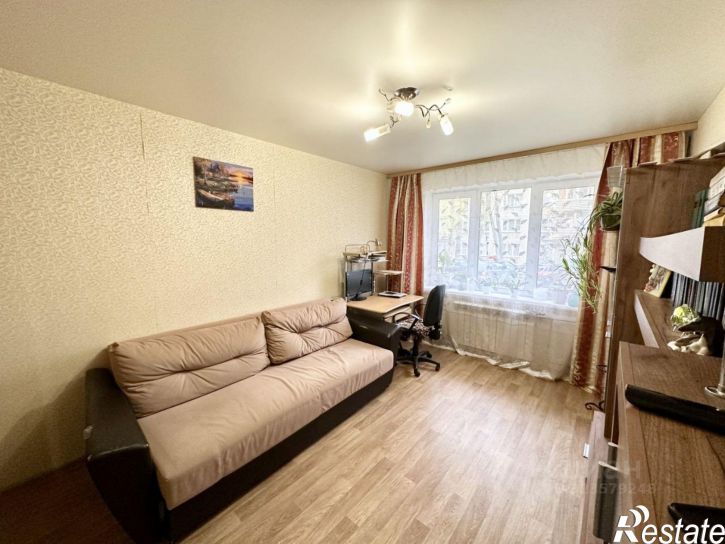 2-комн квартира улица Героев Сибиряков, 10,  д. 10