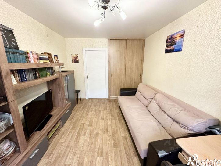 2-комн квартира улица Героев Сибиряков, 10,  д. 10