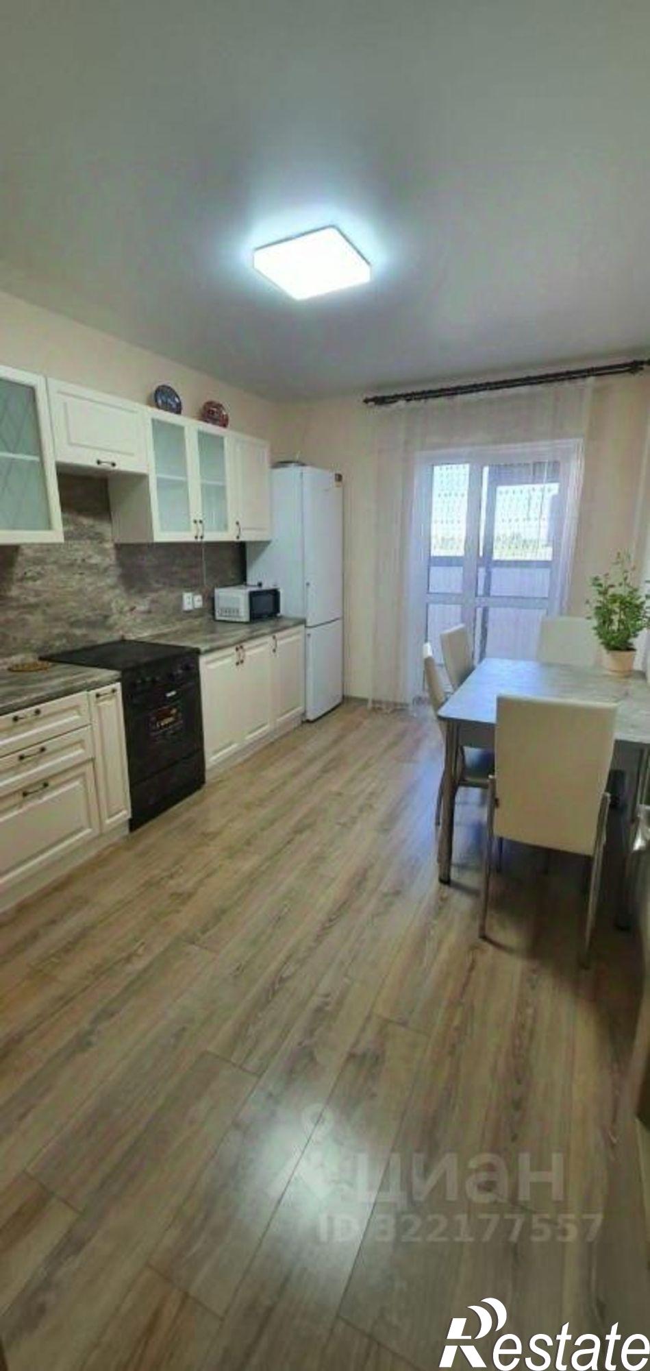 Сдать квартиру за 35 000 рублей на Острогожская улица, 170/3