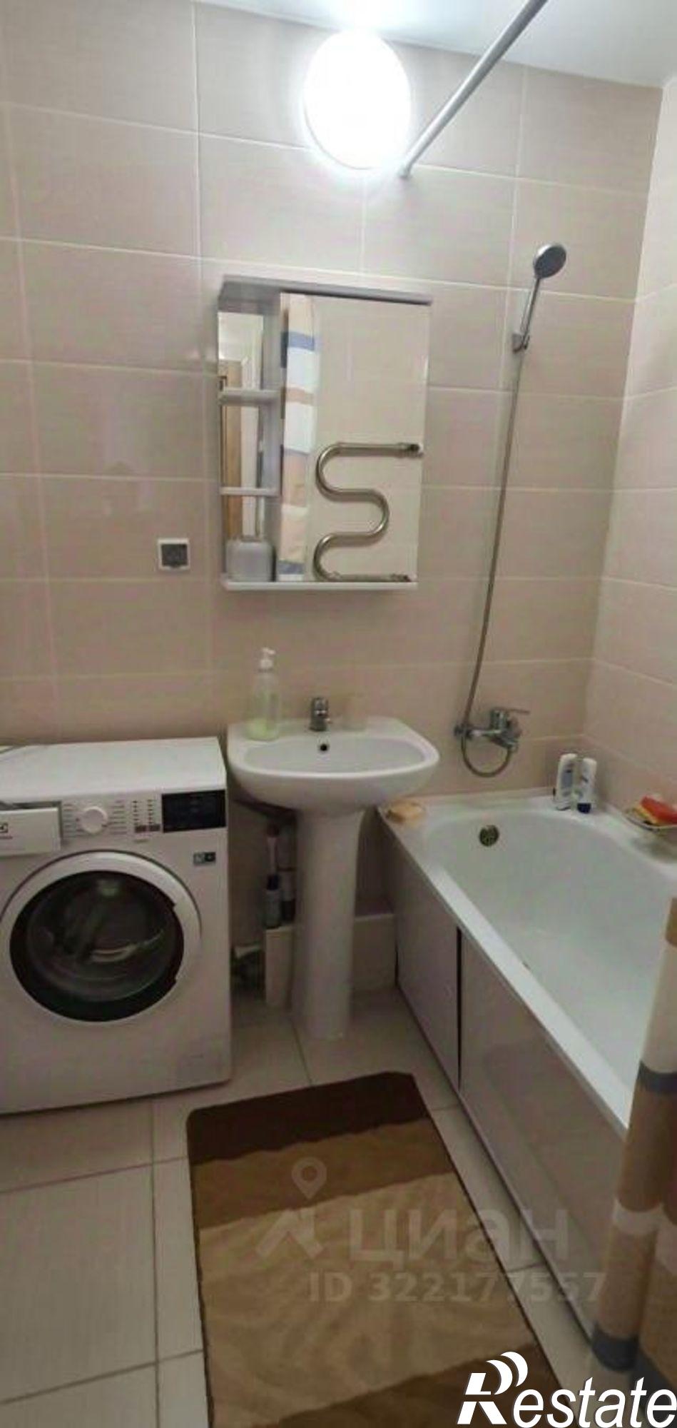 Сдать квартиру за 35 000 рублей на Острогожская улица, 170/3