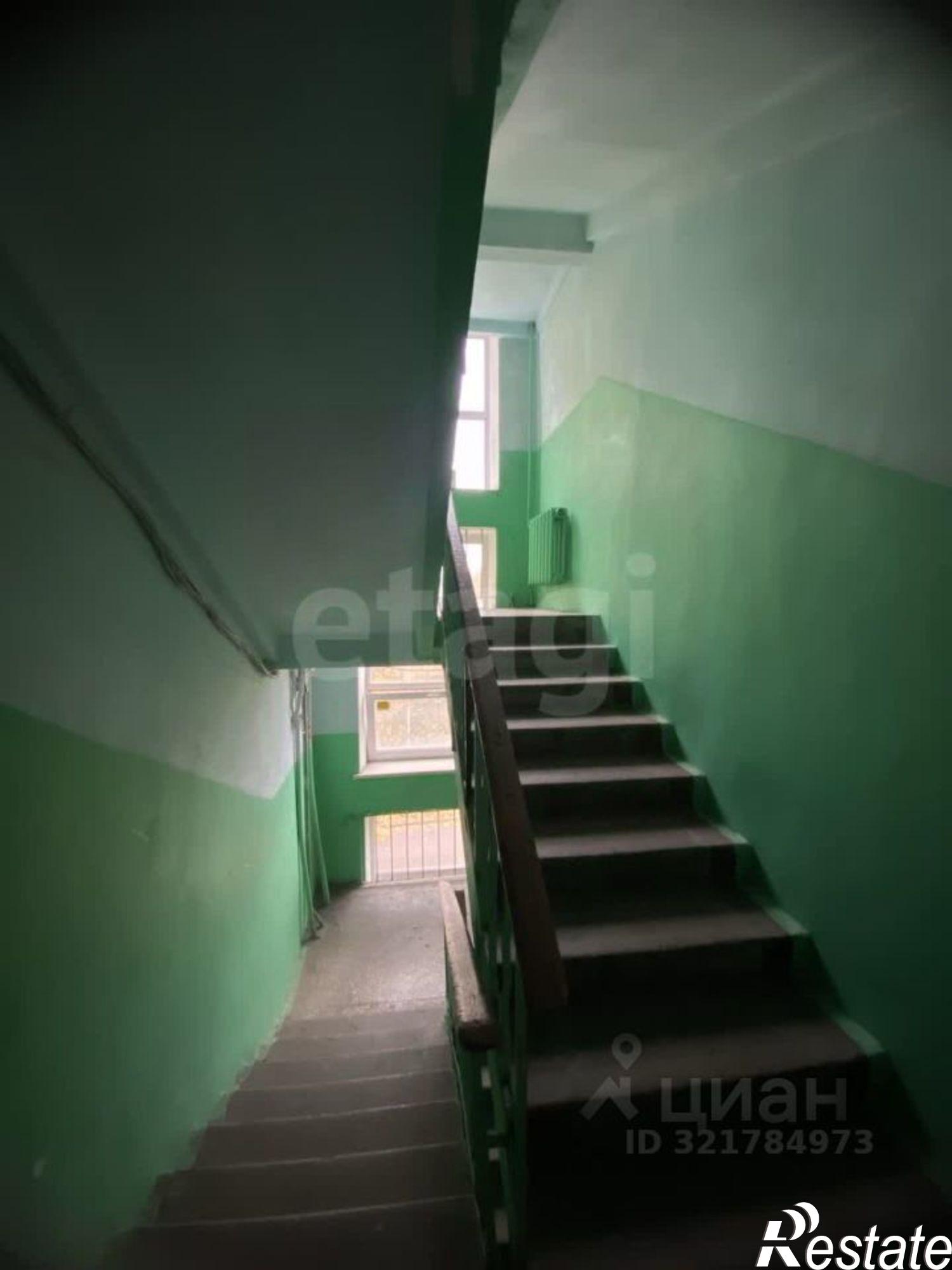 Купить квартиру за 2 500 000 рублей на Ленинский проспект, 155/1