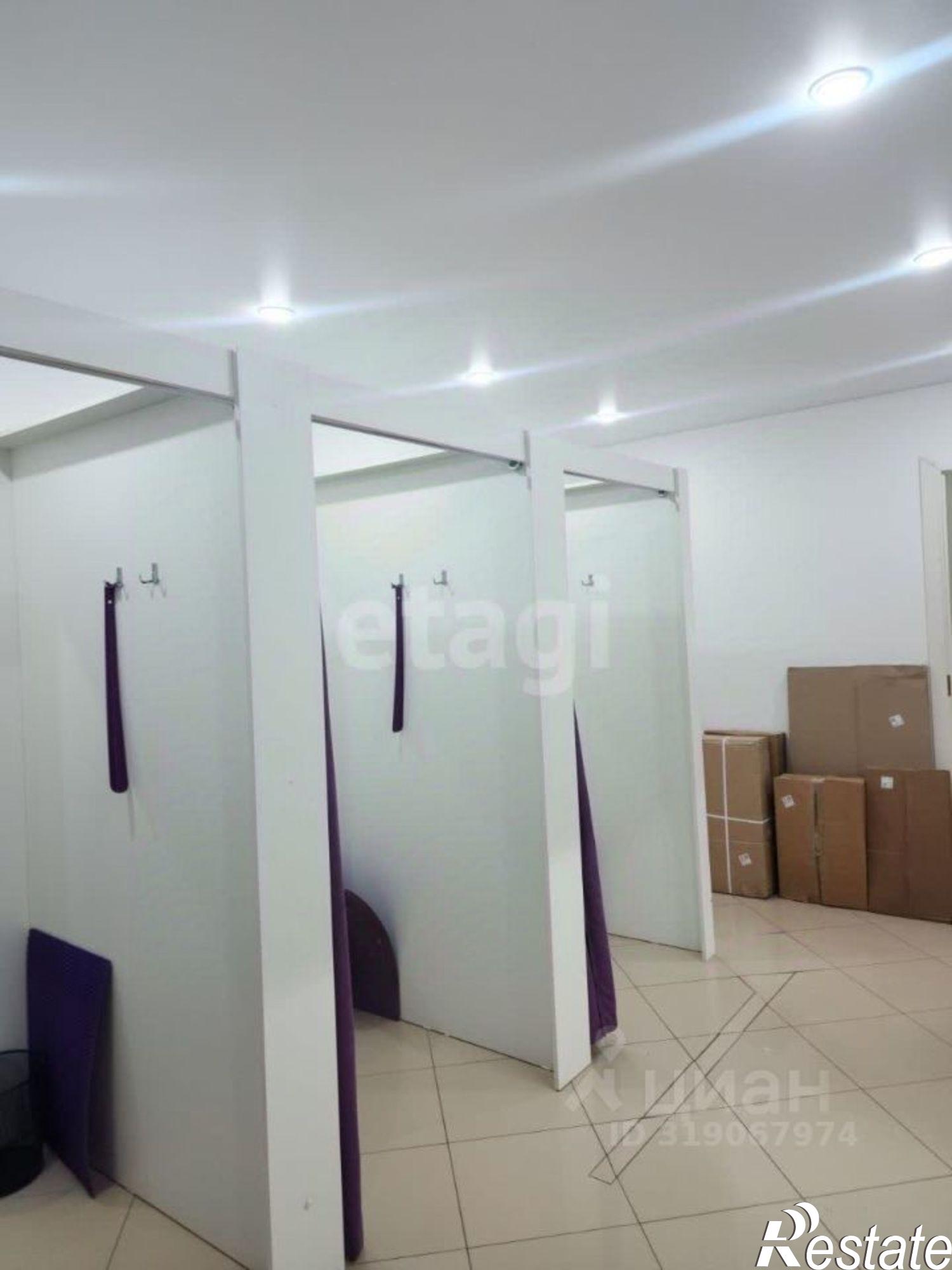 Купить офис, помещение под офис за 9 834 480 рублей на улица Ломоносова, 114/31