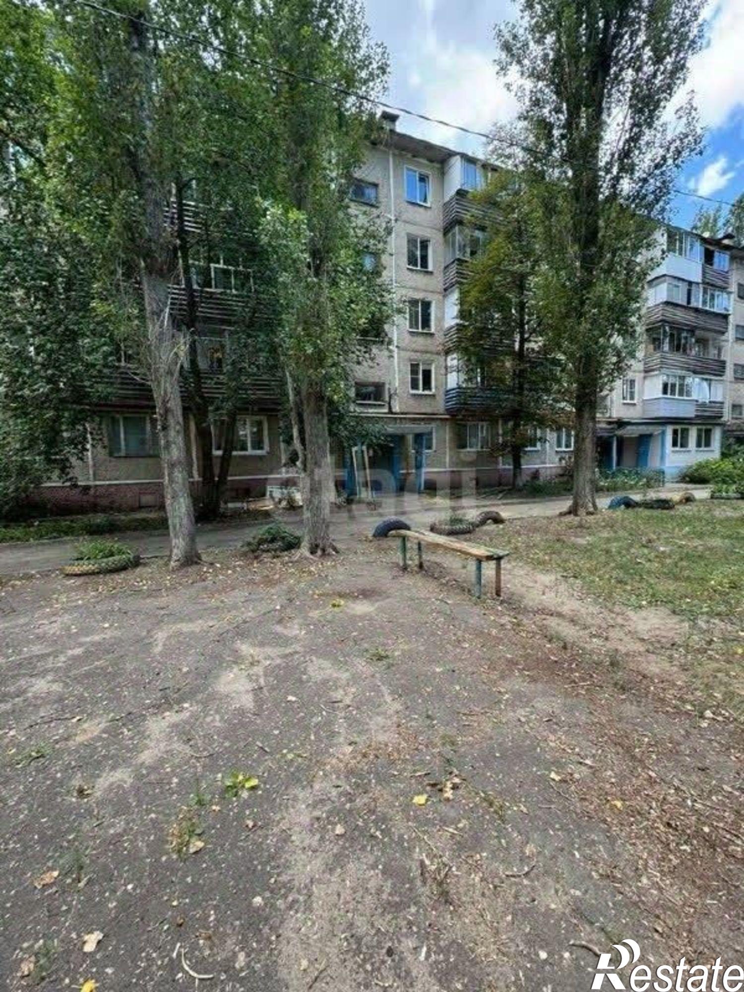 Купить квартиру за 2 800 000 рублей на Тепличная улица, 24