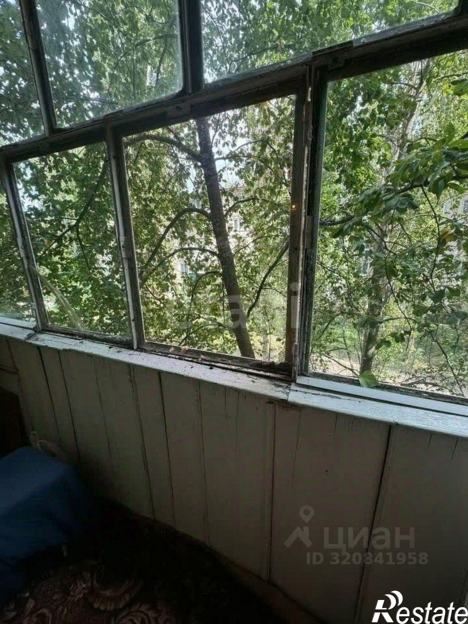 Купить квартиру за 2 800 000 рублей на Тепличная улица, 24