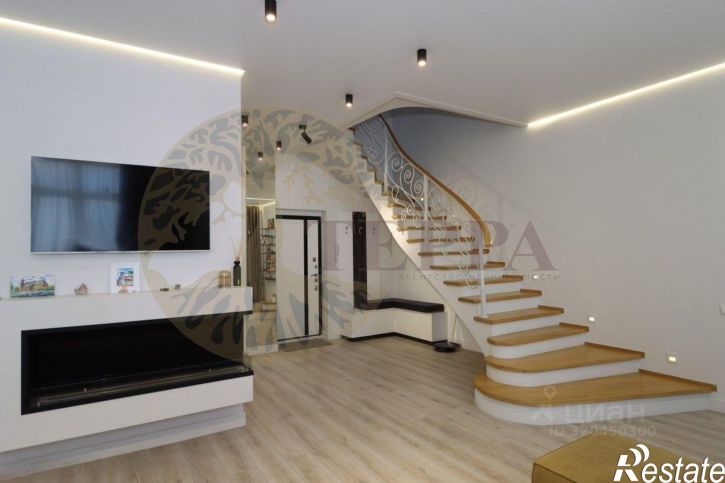 4-комн квартира улица Челюскинцев, 101Б,  д. 101Б