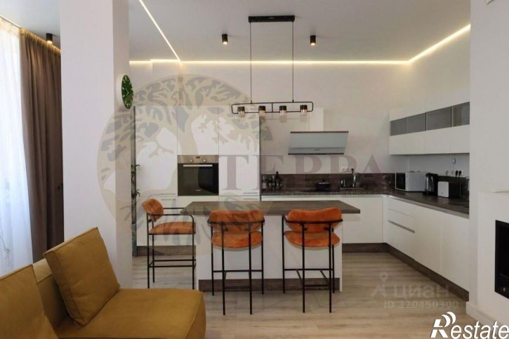 4-комн квартира улица Челюскинцев, 101Б,  д. 101Б