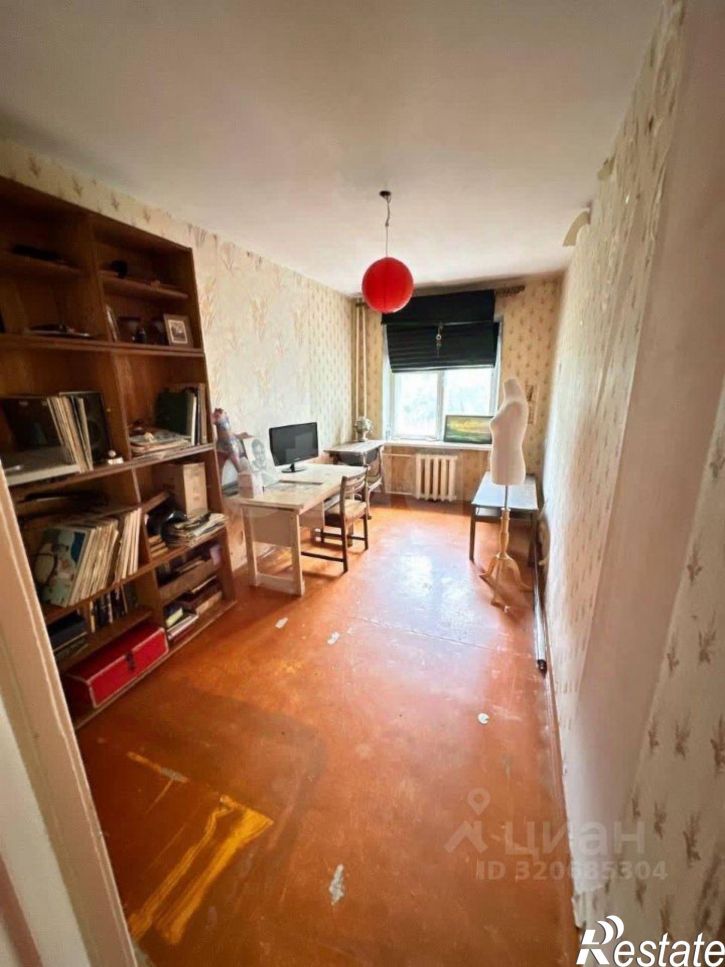 3-комн квартира улица Космонавтов, 56,  д. 56