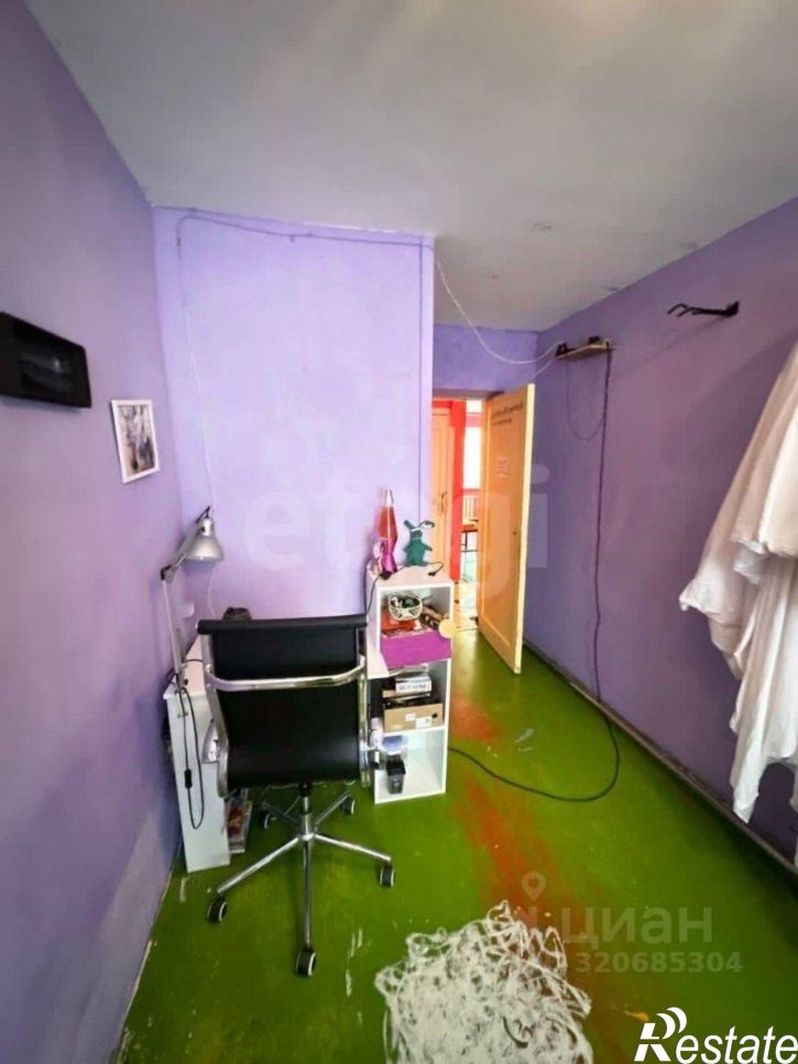 3-комн квартира улица Космонавтов, 56,  д. 56