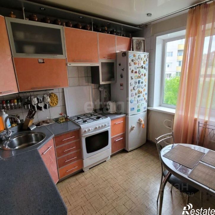 2-комн квартира улица Владимира Невского, 12,  д. 12