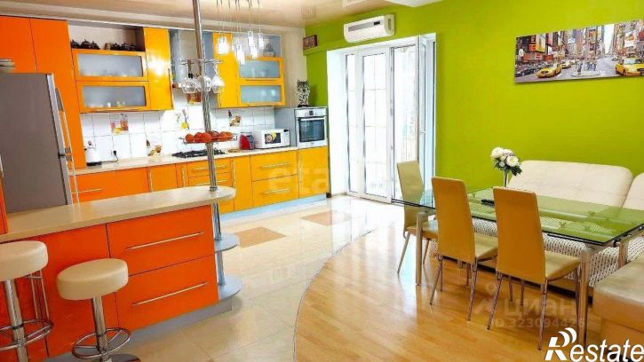 3-комн квартира Осетровский переулок, 1,  д. 1