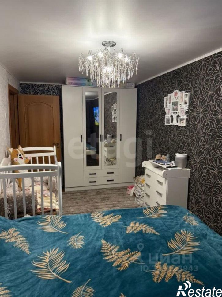 2-комн квартира улица Кривошеина, 10,  д. 10