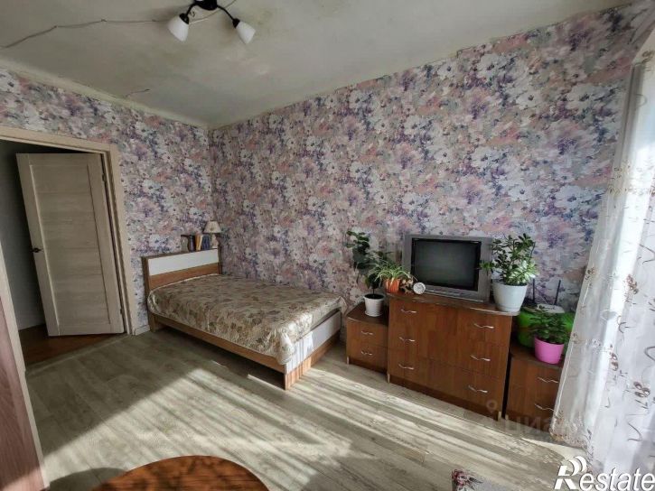 2-комн квартира улица Челюскинцев, 80,  д. 80