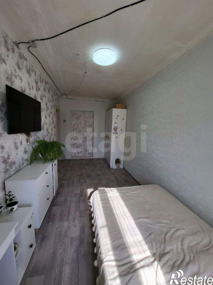 2-комн квартира улица Челюскинцев, 80,  д. 80