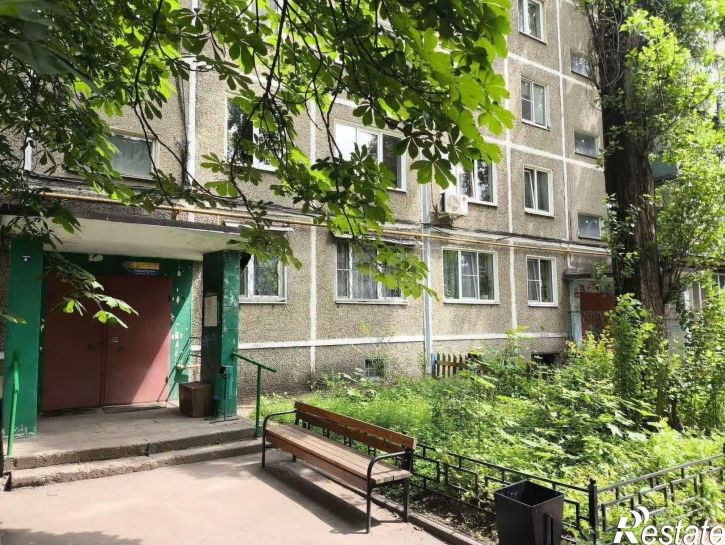 3-комн квартира улица Героев Сибиряков, 50,  д. 50