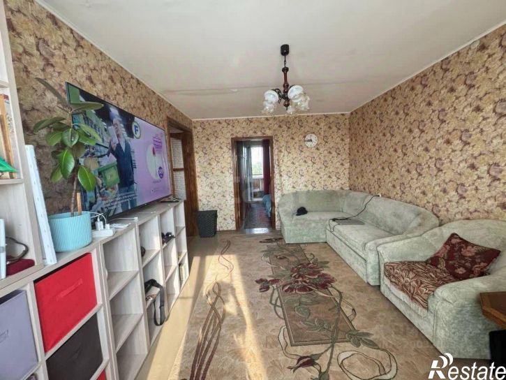 3-комн квартира улица Космонавта Комарова, 2,  д. 2