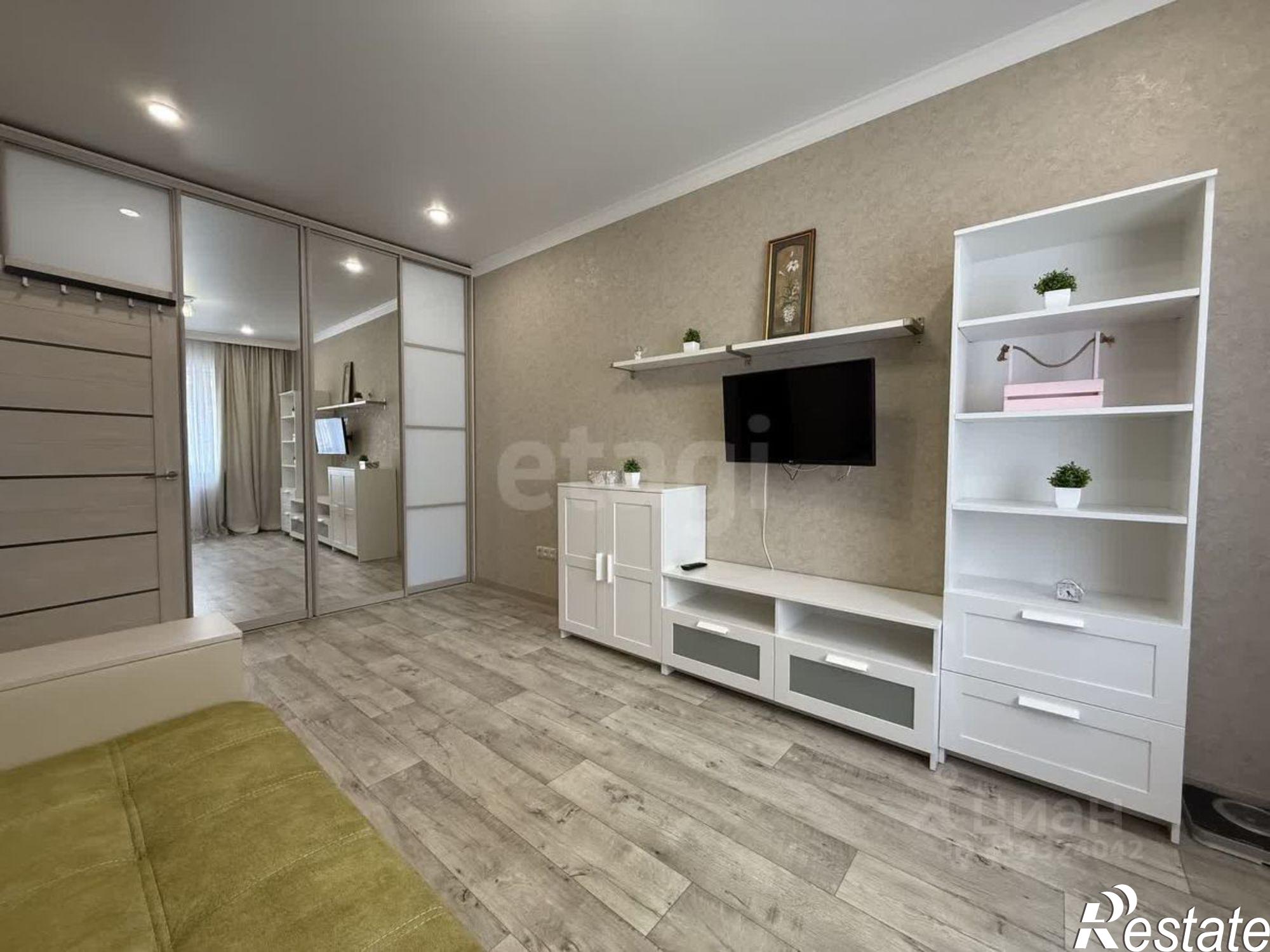 Сдать квартиру за 30 000 рублей на улица Кривошеина, 13/11