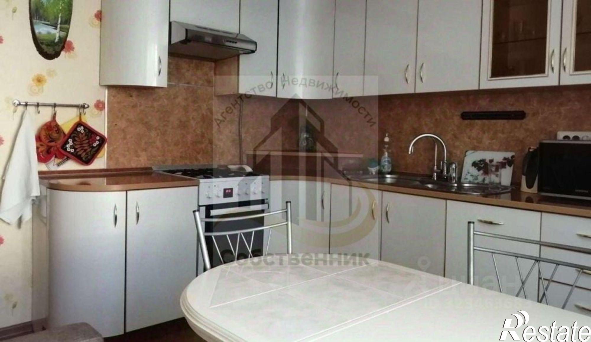 Сдать квартиру за 40 000 рублей на улица 40 лет Октября, 14