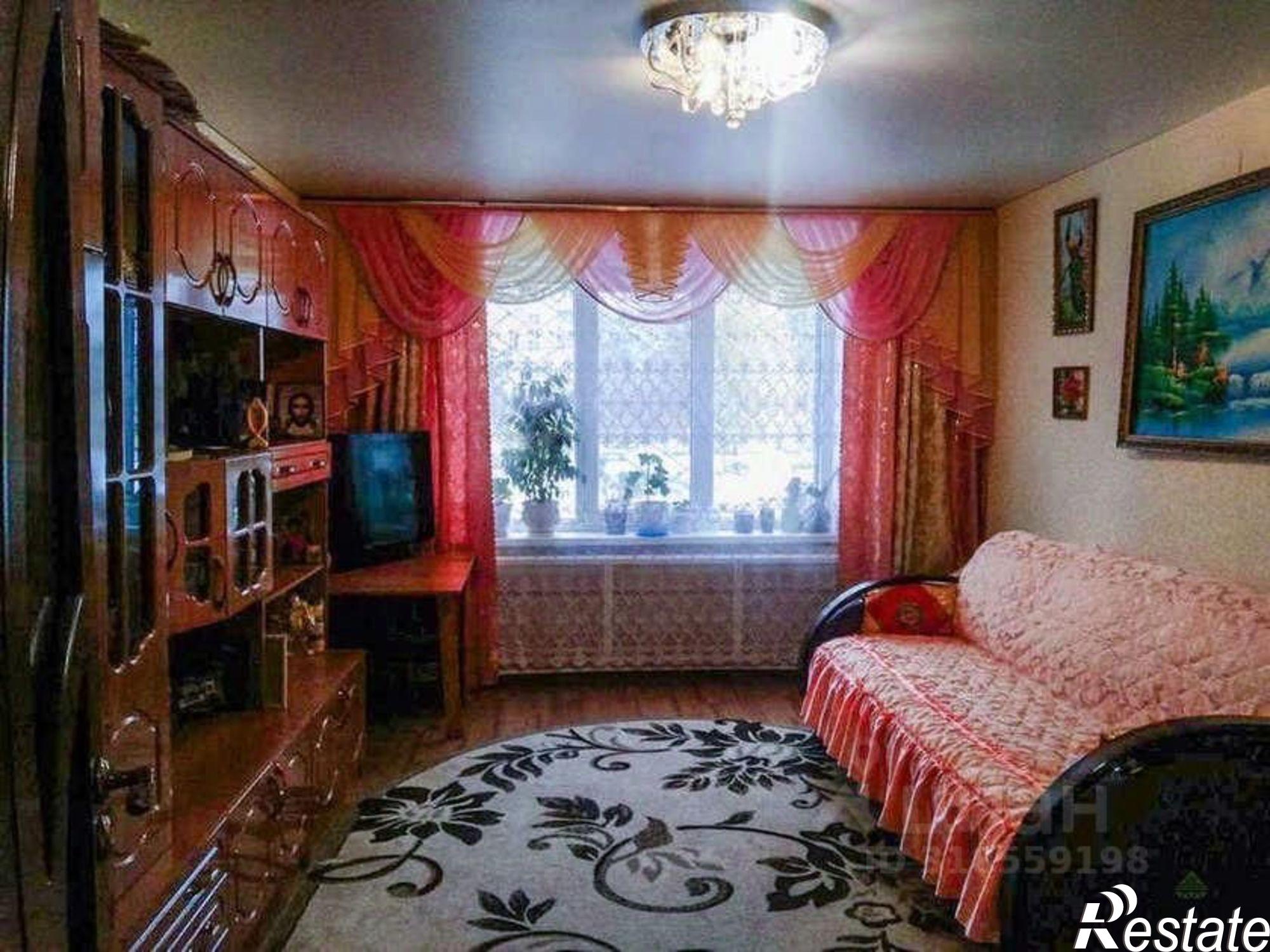 Сдать комнату за 10 000 рублей на Тепличная улица, 4