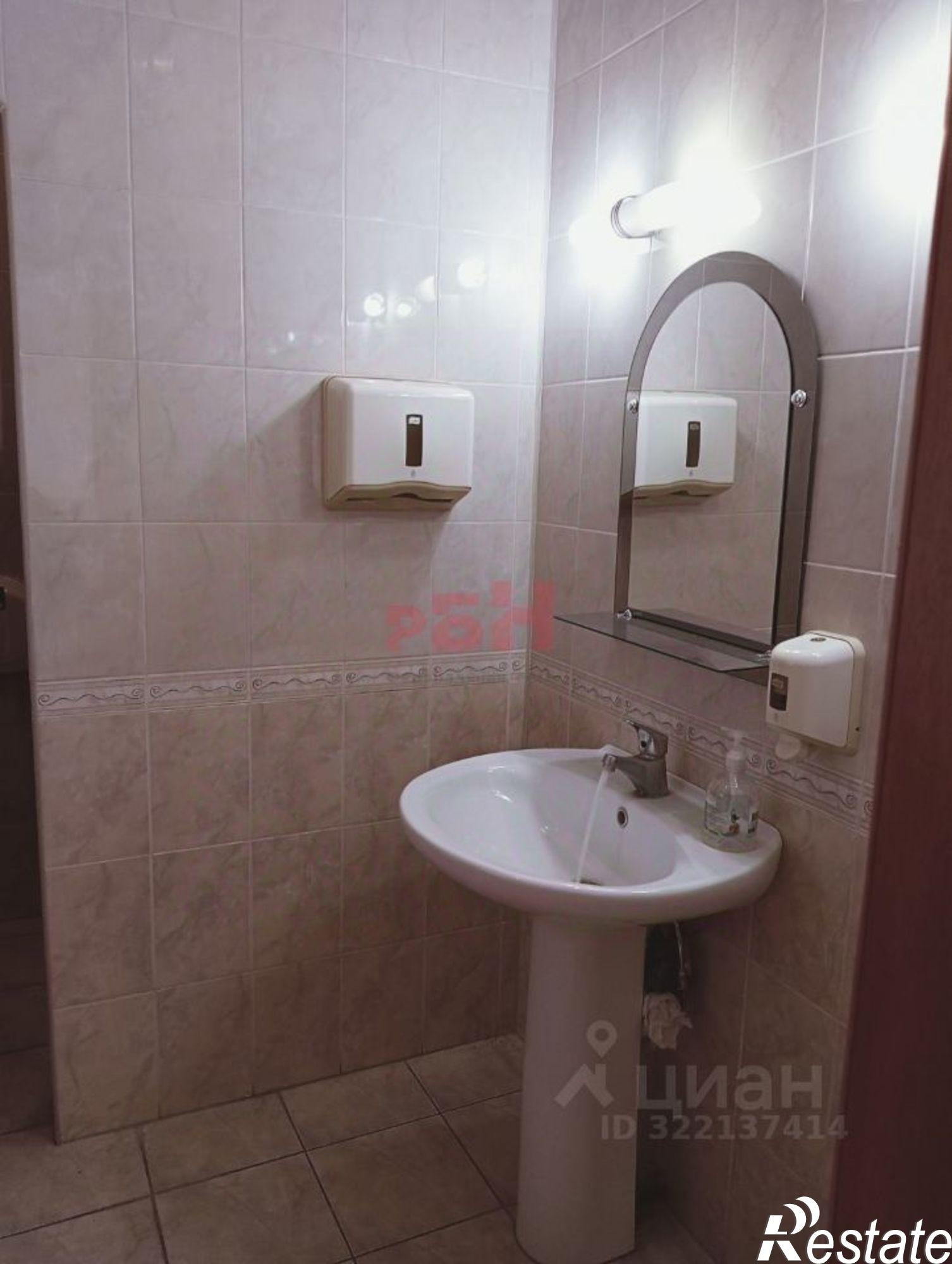 Сдать офис, помещение под офис за 150 000 рублей на Московский проспект, 42А