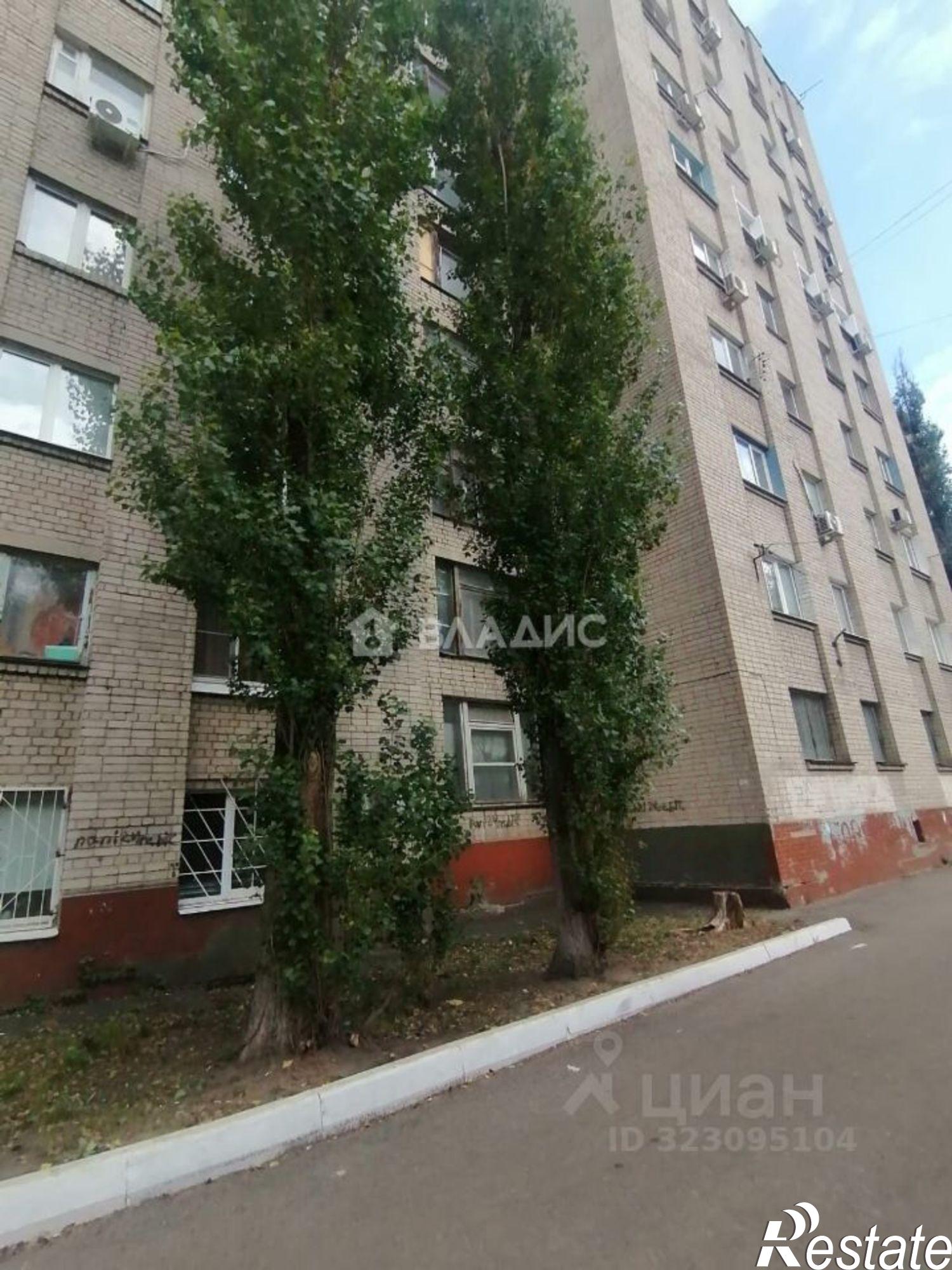 Купить комнату за 600 000 рублей на улица Артамонова, 36