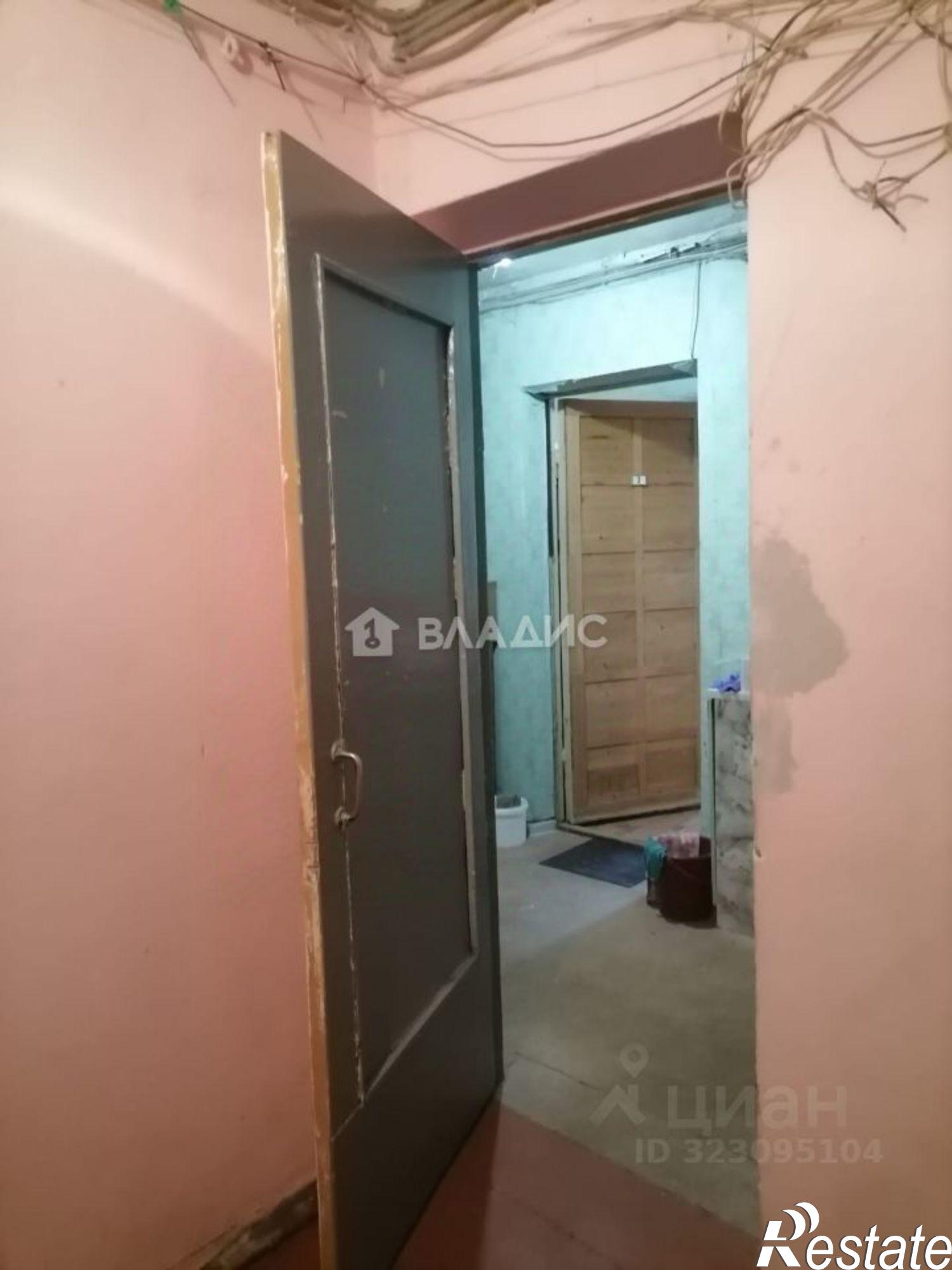 Купить комнату за 600 000 рублей на улица Артамонова, 36