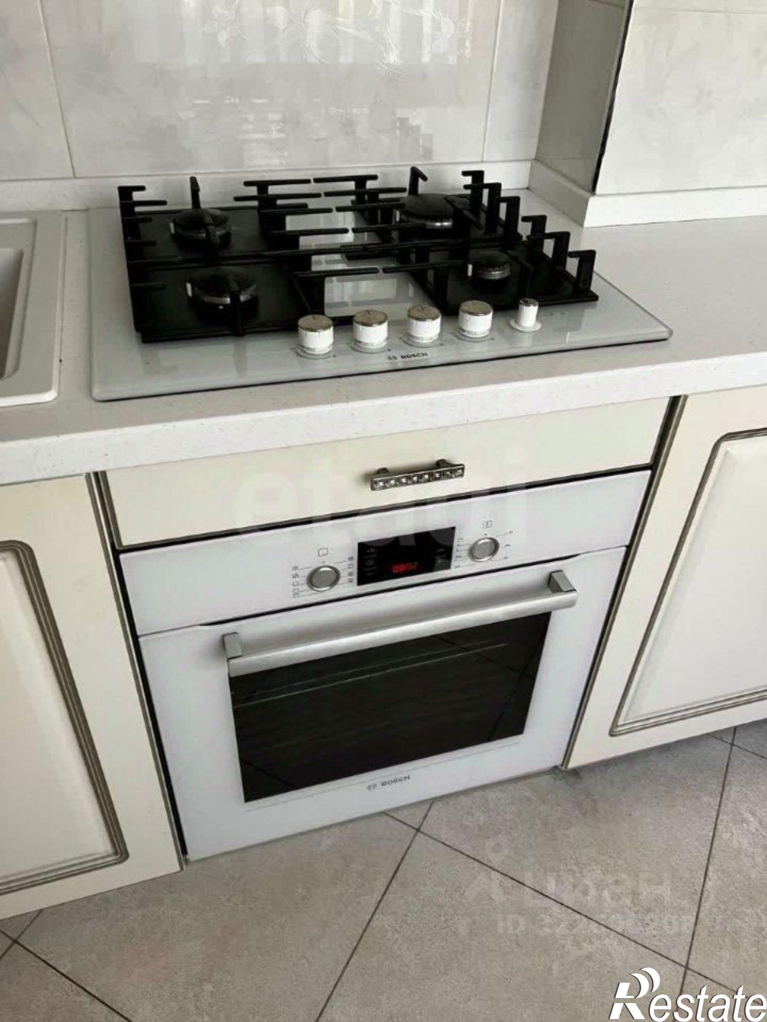 Купить квартиру за 6 100 000 рублей на Ленинский проспект, 185