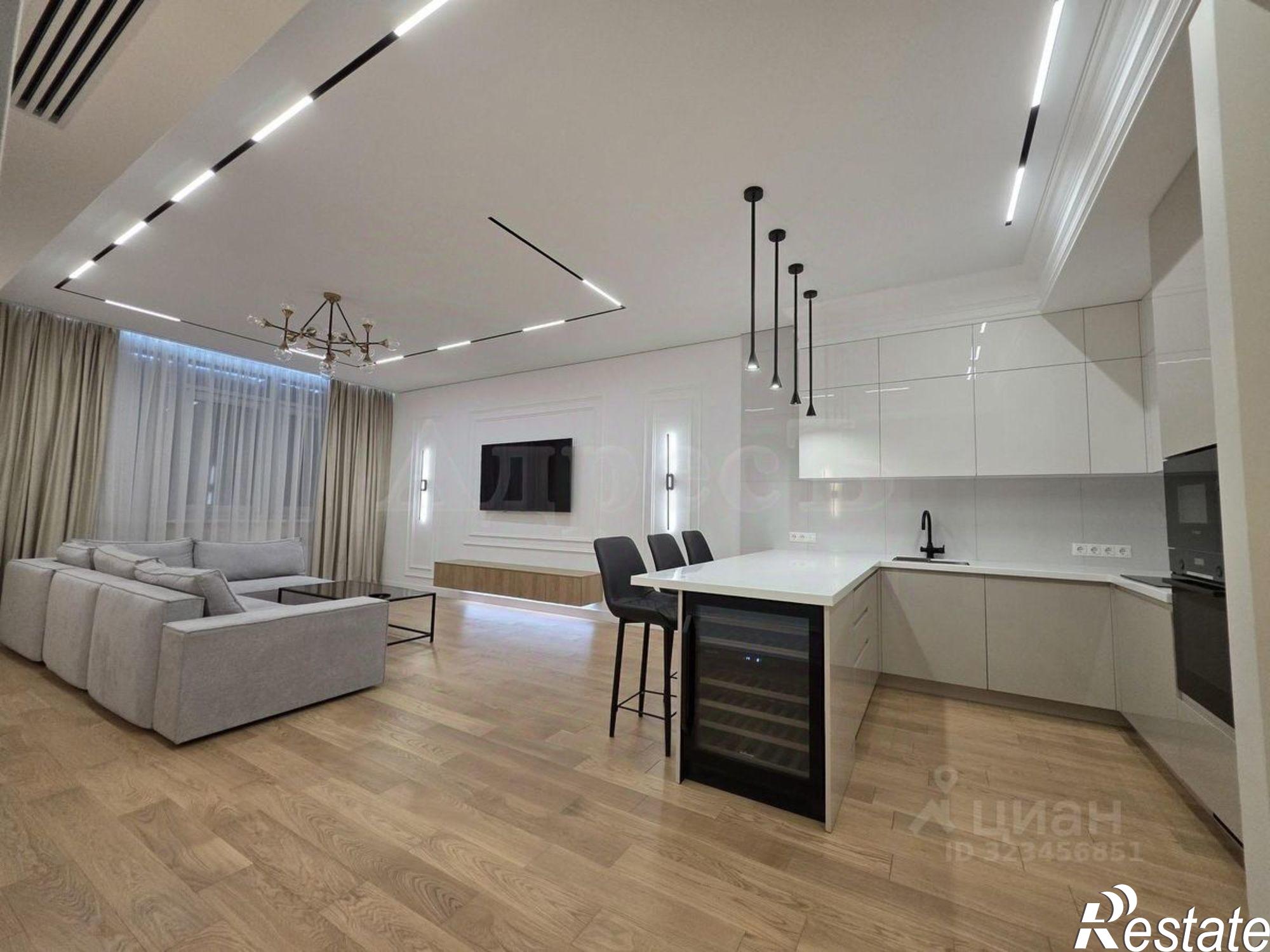 Купить квартиру за 30 000 000 рублей на улица Платонова, 11/1