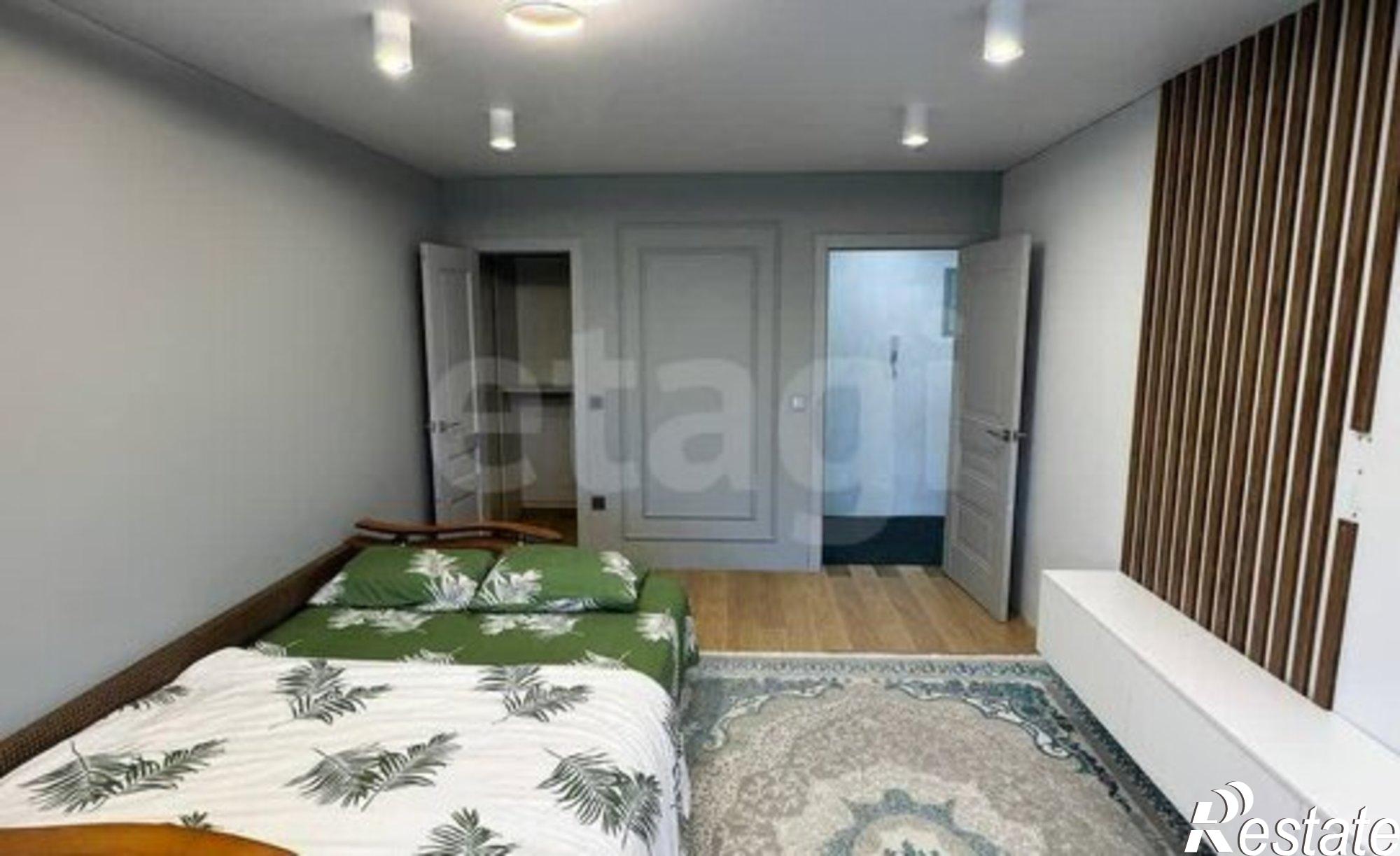 Купить квартиру за 4 700 000 рублей на Пеше-Стрелецкая улица, 100