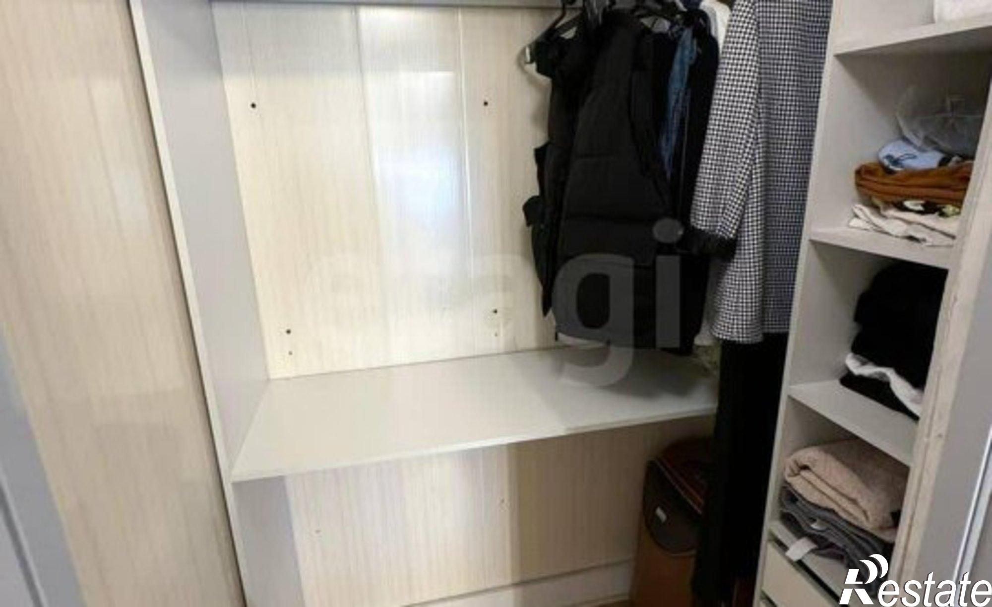 Купить квартиру за 4 700 000 рублей на Пеше-Стрелецкая улица, 100