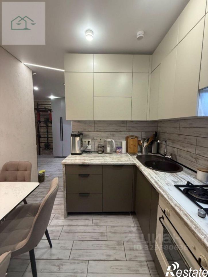 3-комн квартира улица 121-й Стрелковой Дивизии, 58,  д. 58