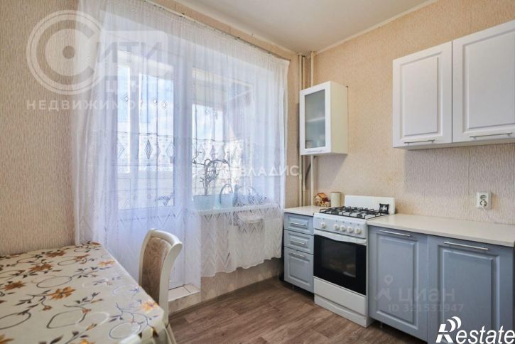 2-комн квартира улица Коренцова, 7,  д. 7