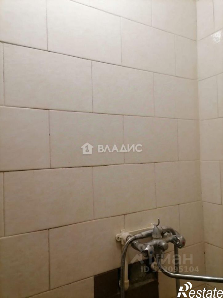 Комната улица Артамонова, 36,  д. 36