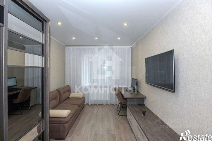 3-комн квартира Московский проспект, 67,  д. 67