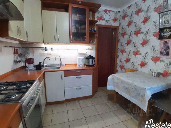 3-комн квартира улица Генерала Лизюкова, 17,  д. 17