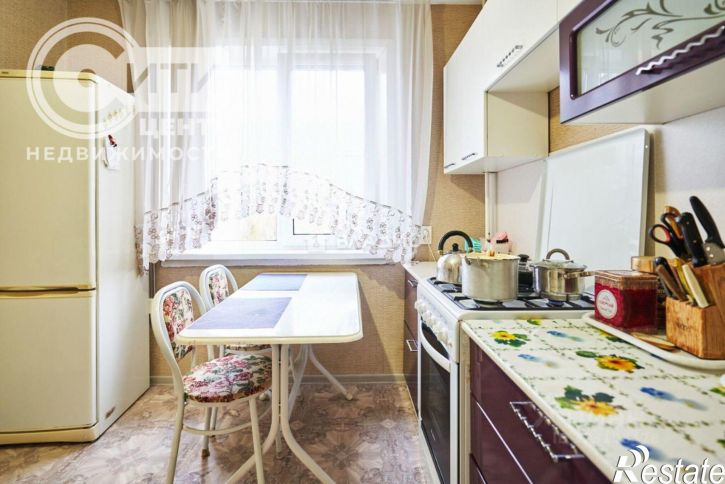 3-комн квартира Воронеж, улица Хользунова, 96