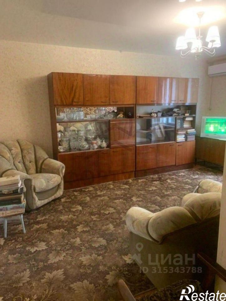 3-комн квартира улица Артамонова, 16,  д. 16