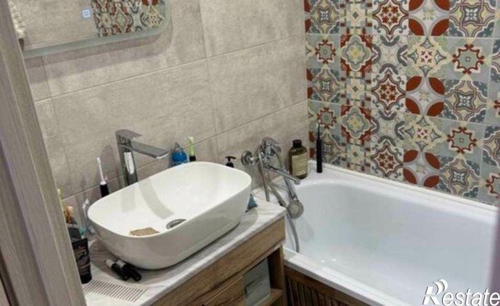 2-комн квартира улица Хользунова, 112,  д. 112