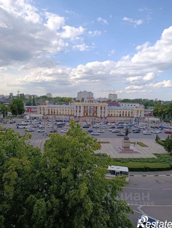 3-комн квартира улица Мира, 2,  д. 2