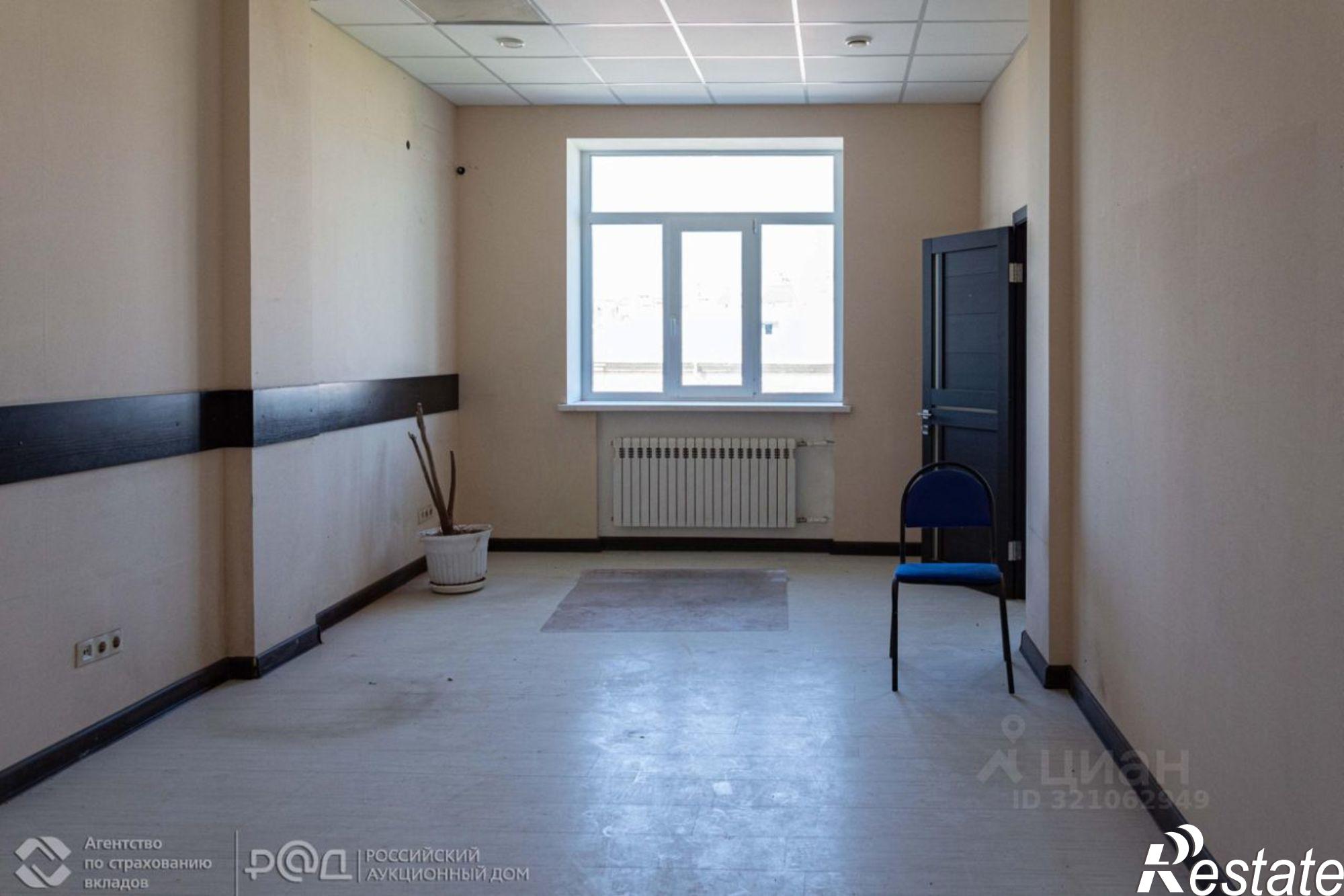 Купить офис, помещение под офис за 8 815 700 рублей на улица Героев Стратосферы, 14