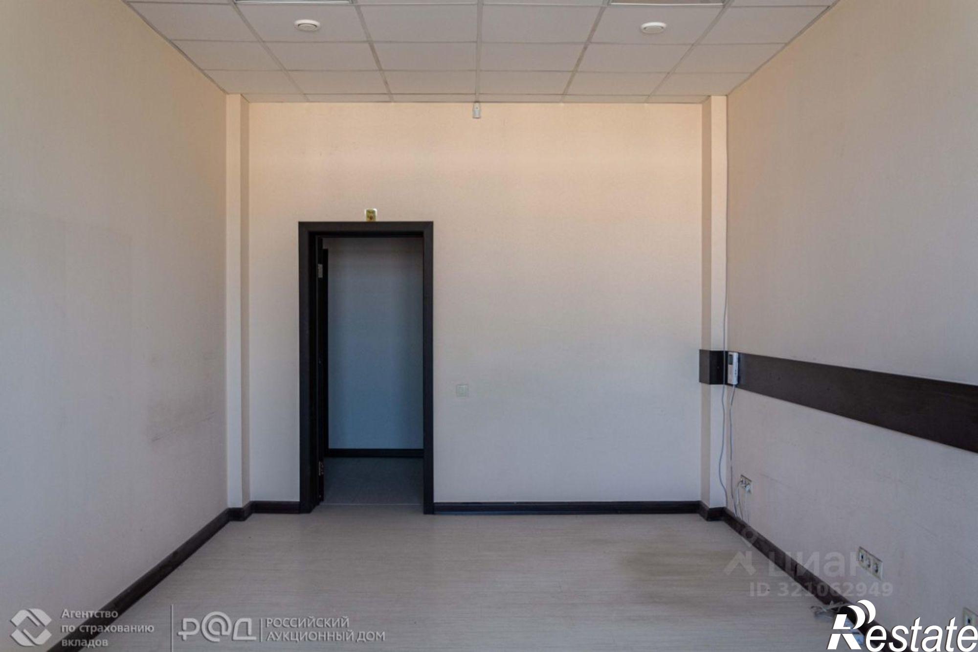 Купить офис, помещение под офис за 8 815 700 рублей на улица Героев Стратосферы, 14