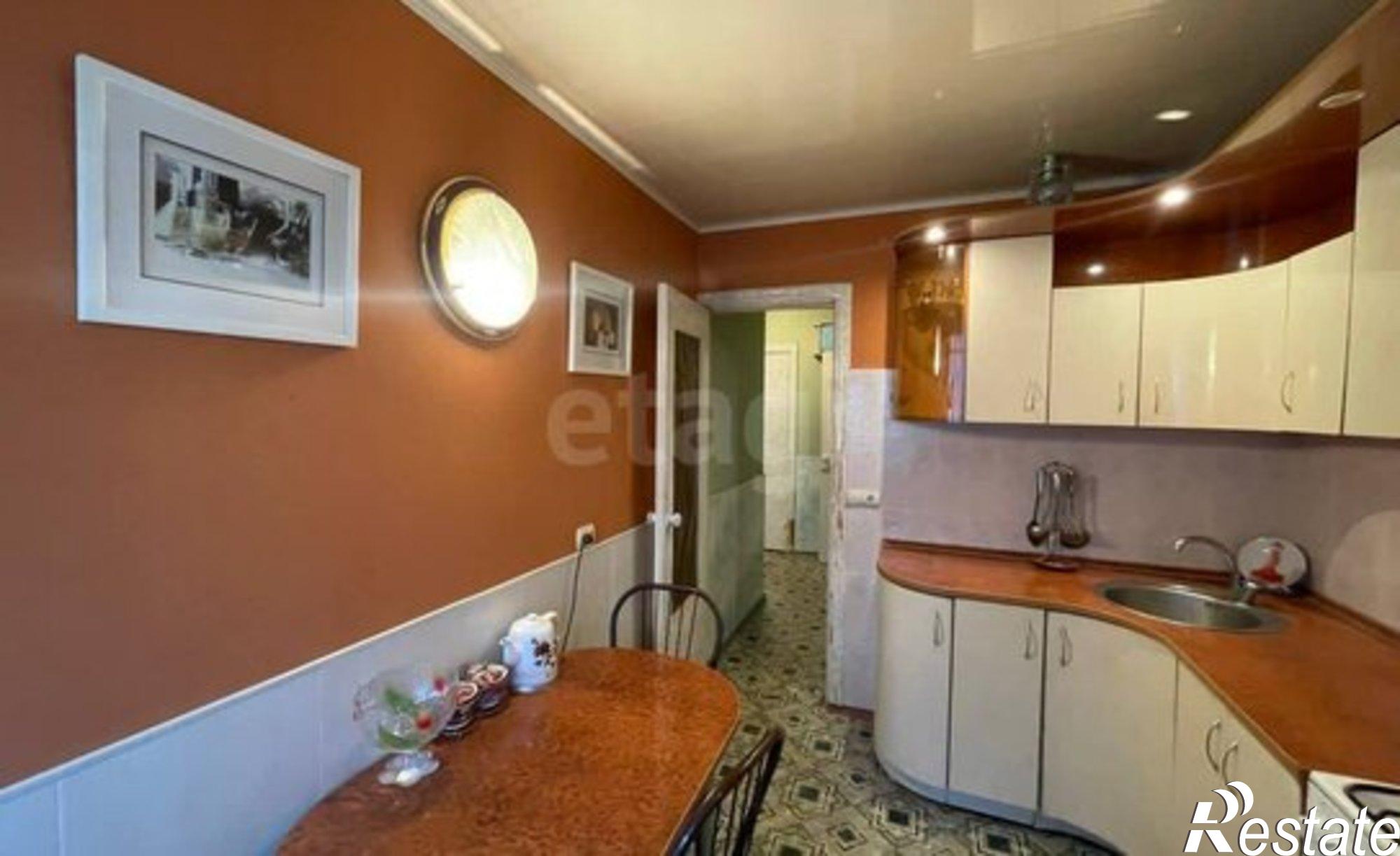 Купить квартиру за 6 000 000 рублей на улица Моисеева, 15